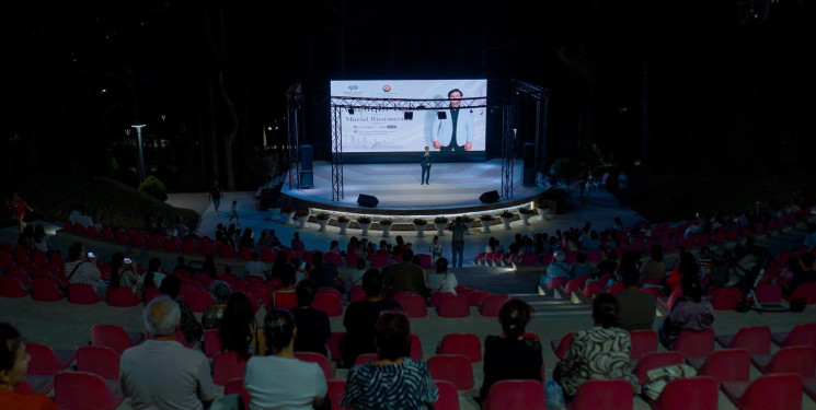 Xətai rayonunda gənc müğənni Murad Rüstəmzadənin iştirakı ilə konsert proqramı keçirilib