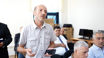 63 nömrəli məktəbdə RİH başçısının səyyar qəbulu keçirildi