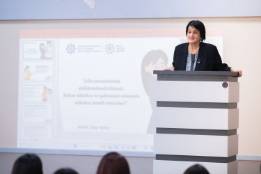 59 nömrəli məktəbdə “Ailə ənənələrinin möhkəmləndirilməsi” mövzusunda maarifləndirici tədbir təşkil olunub