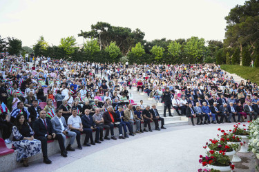 Xətai rayonunda “15 iyun-Azərbaycan tarixində dönüş nöqtəsi” adlı möhtəşəm konsert proqramı təşkil olunub+ VİDEO