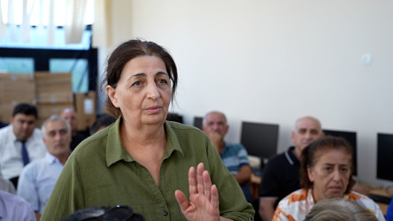 63 nömrəli məktəbdə RİH başçısının səyyar qəbulu keçirildi