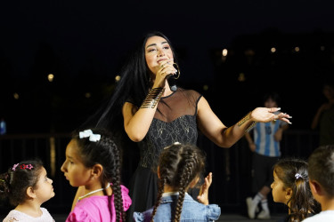 Xətai rayonunda Nizami parkında sakinlər üçün növbəti konsert proqramı təşkil olunub