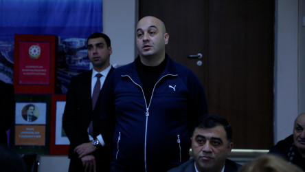 Rayon İcra Hakimiyyətinin başçısı 116 saylı tam orta məktəbdə vətəndaşlarla görüşüb