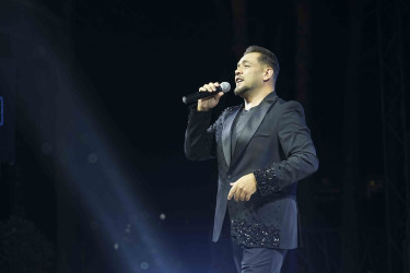 Xətai rayonunda ali məktəblərə qəbul imtahanlarında yüksək bal toplamış məzunlarla görüş və  konsert proqramı təşkil olunub+VİDEO
