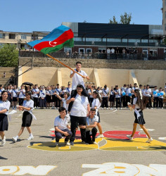 Xətai rayon məktəblərində "Son Zəng" çalındı