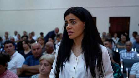 Rayon İcra Hakimiyyətinin başçısı 86 saylı tam orta məktəbdə vətəndaşlarla görüşü təşkil olunub
