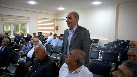 138 nömrəli məktəbdə RİH başçısının səyyar qəbulu keçirildi
