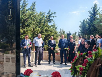 Şəhid polis Məmmədov Rasim Oqtay oğlunun məzarı ziyarət edilib.