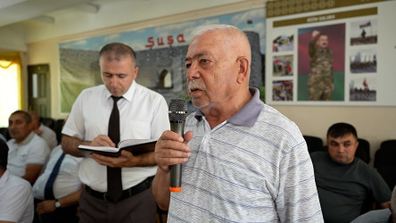 98 saylı tam orta məktəbdə RİH başçısının səyyar qəbulu keçirildi