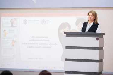 59 nömrəli məktəbdə “Ailə ənənələrinin möhkəmləndirilməsi” mövzusunda maarifləndirici tədbir təşkil olunub