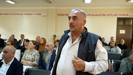 48 nömrəli məktəbdə RİH başçısının səyyar qəbulu keçirildi